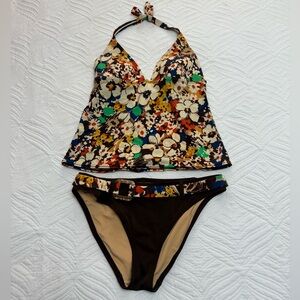 Victoria Secret Women’s Brown Floral Tanktini Swimsuit. Size M